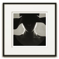 Stachowiak Malwina // Alice's silhouette 02