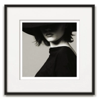Stachowiak Malwina // Alice's silhouette 04