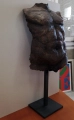 Ograbisz_Hanna_Torso_M half_h_62cm_h_ze_stojakiem_80cm left.jpg